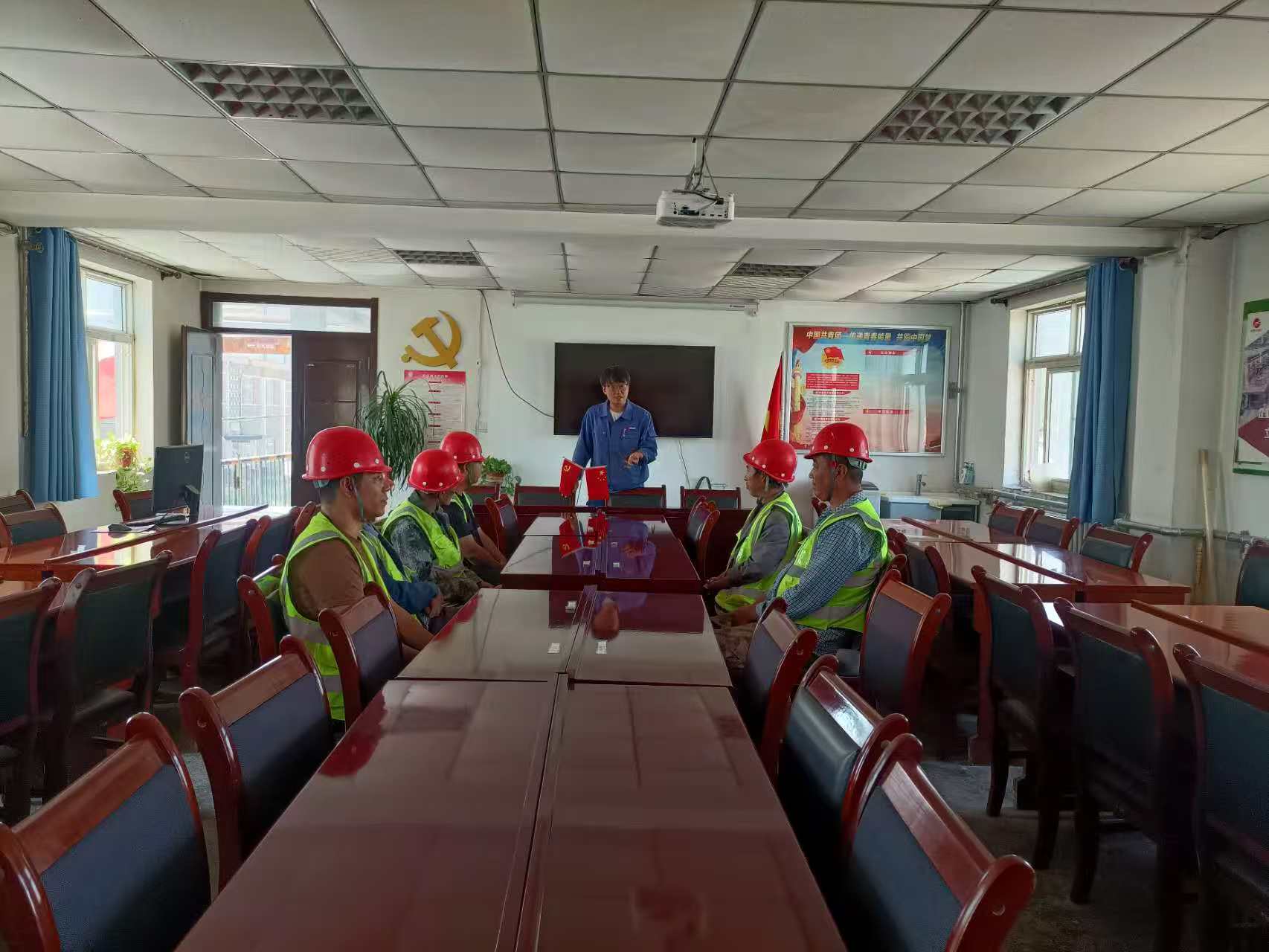 60b9e937659e42ba5a3cffd2754410d